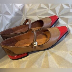 Chie Mihara Brown and Red Pointed Mary Jane Flats NWT